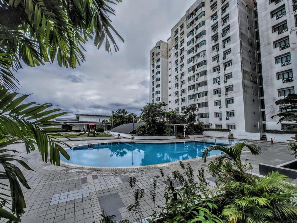 Likas Square - Kk Apartment Suite Kota Kinabalu Exterior foto